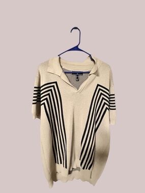 Forever 21 Cream V-Neck Short-Sleeve Sweater with Black Geometric Stripes